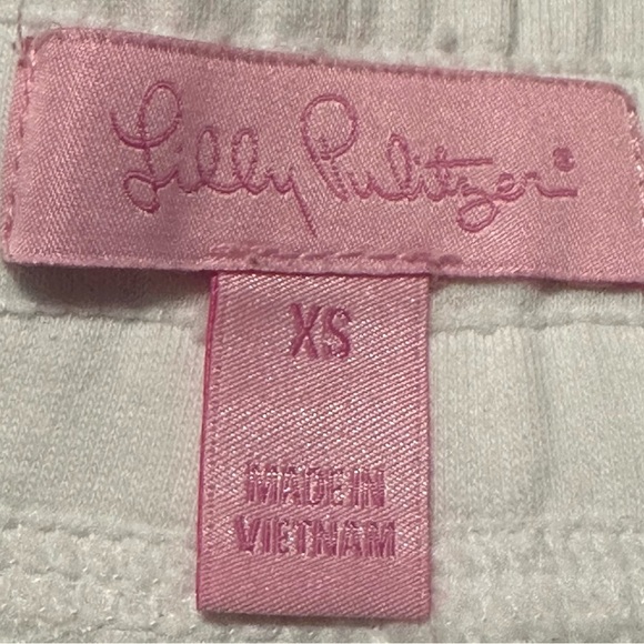 Lilly Pulitzer Chrissy Shorts - Shellabrate - Picture 4 of 5